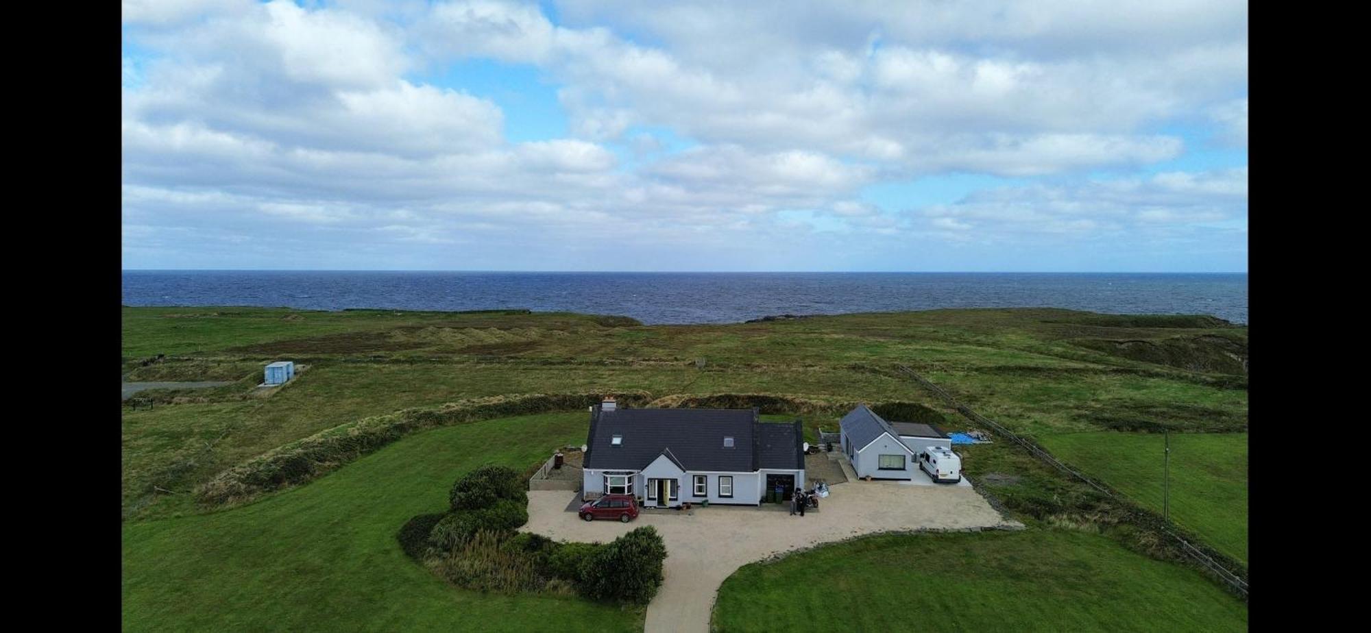 Cois Na Mara Bridges Of Ross V15 T677 Bed & Breakfast Kilbaha Exterior photo