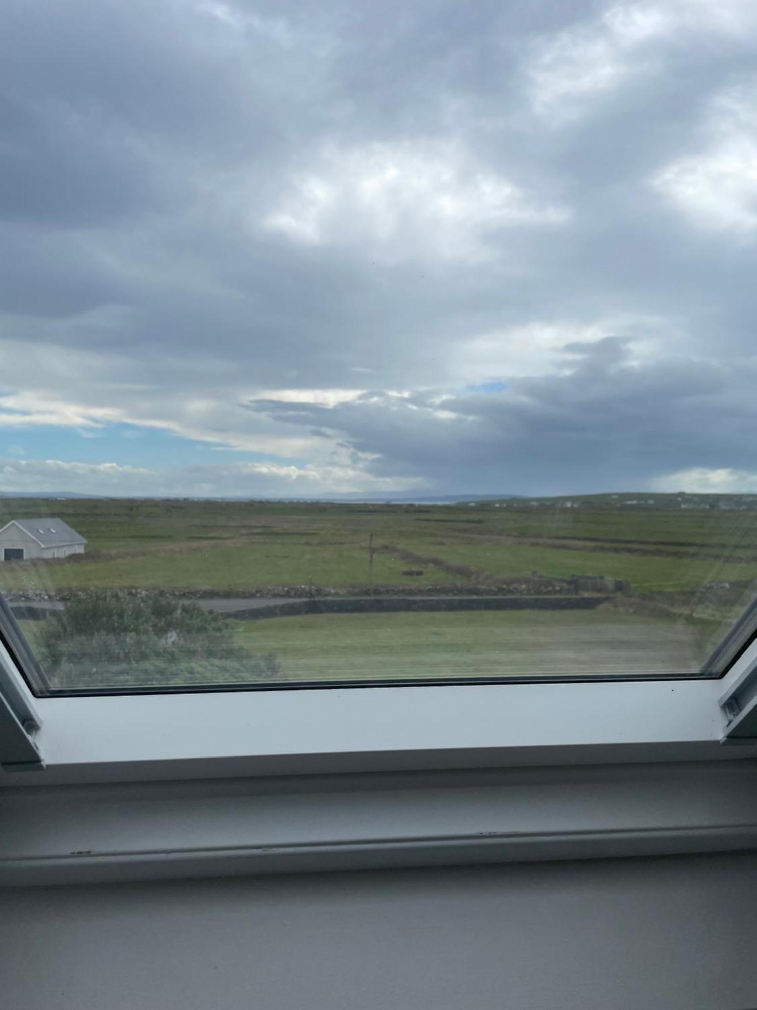 Cois Na Mara Bridges Of Ross V15 T677 Bed & Breakfast Kilbaha Exterior photo