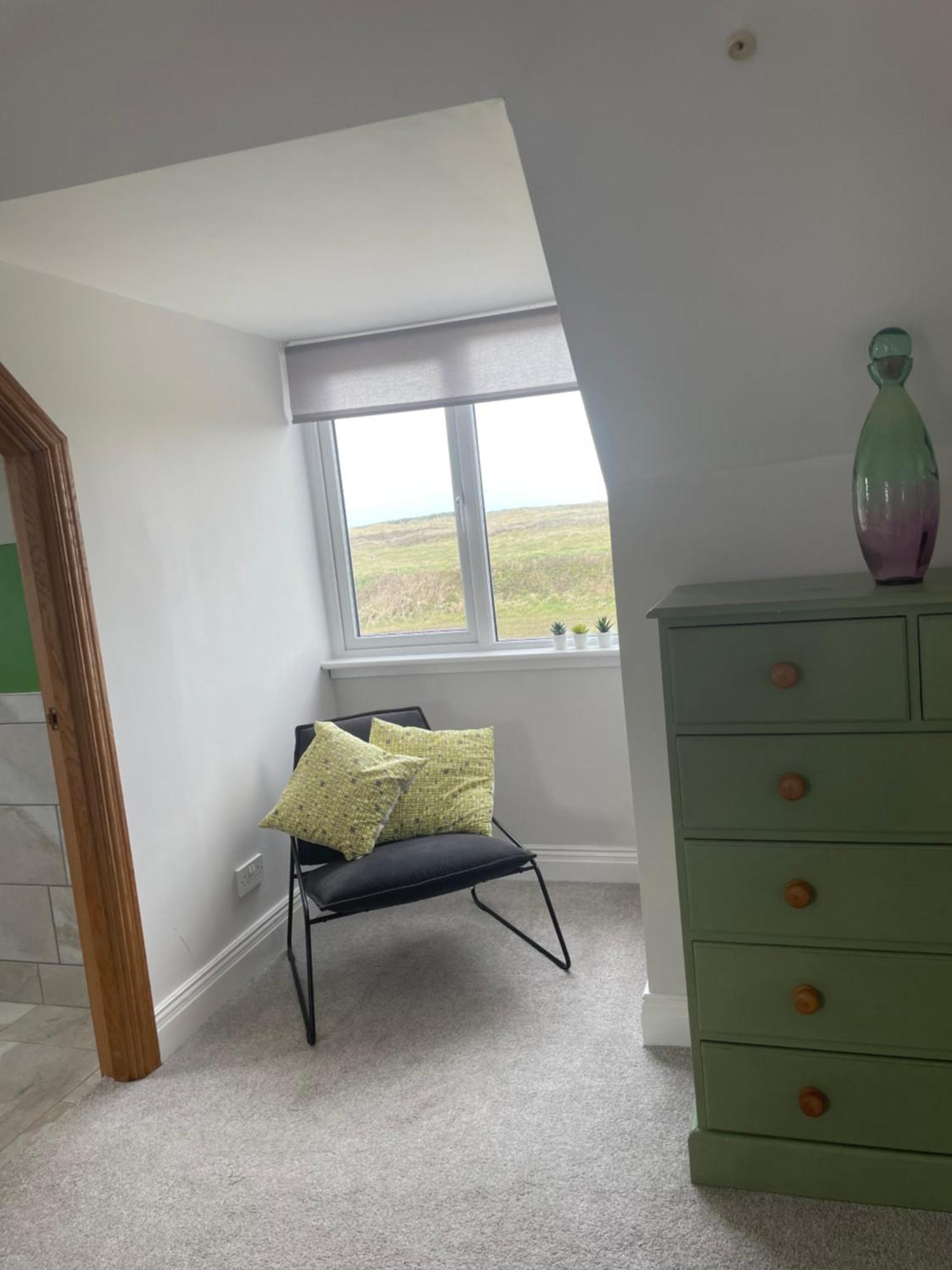 Cois Na Mara Bridges Of Ross V15 T677 Bed & Breakfast Kilbaha Exterior photo